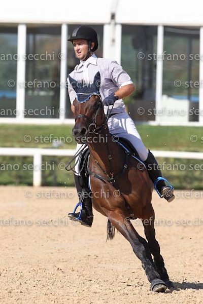 NICCOLAI_JOU JOU_ECC_2011_SS3_8425.jpg